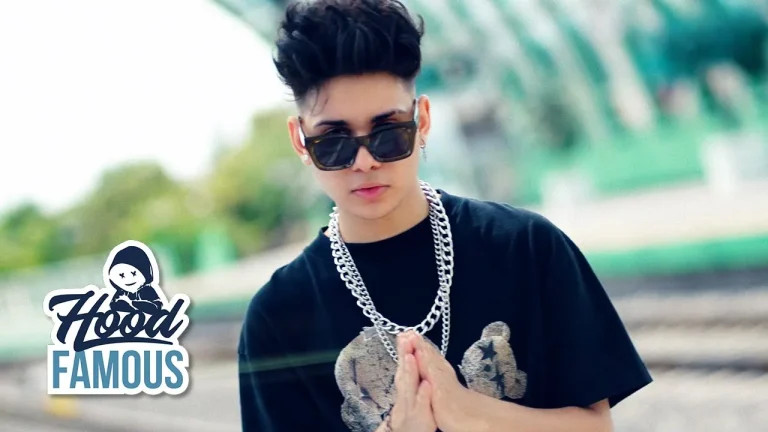 Andres Chiriac feat. Johny Romano – Fata de la Aeroport