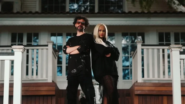 Anda Adam feat. Marius Moga – Bea, Daca Vrei